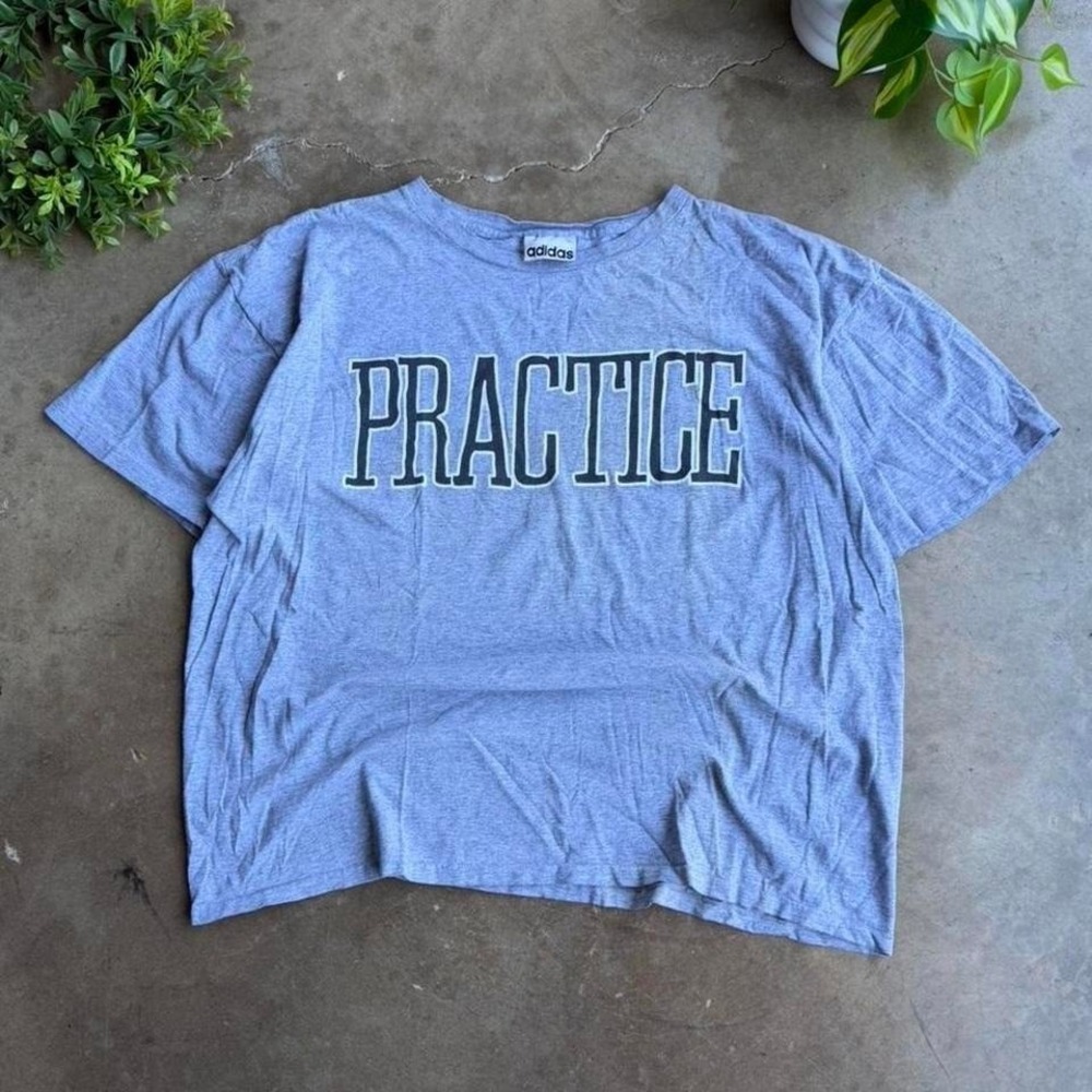 Vintage 80s Adidas grey practice tee boxy size XL